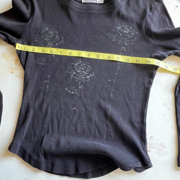 US BOYS, WOMENS M LONG SLEEVE T-SHIRT STYLE TOP - Picture 3 of 5